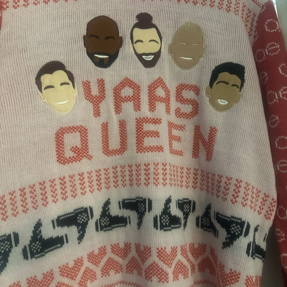 N/A netflix sweater